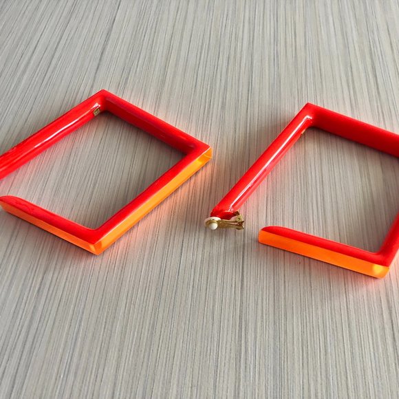 Neon square Clip earrings - Picture 11 of 16